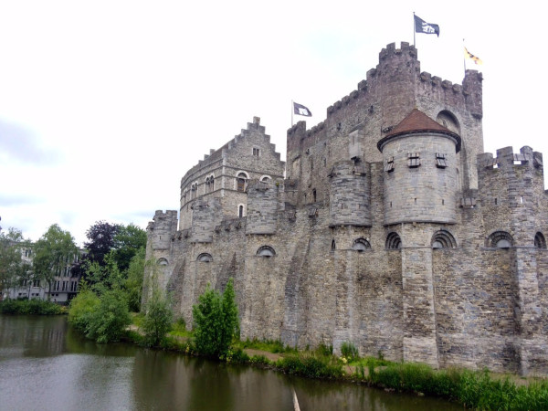 Castillo de los Condes de Flandes (Gravensteen) en Gante (Bélgica)