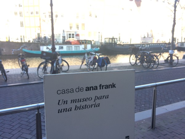 Entrada a la casa de Ana Frank